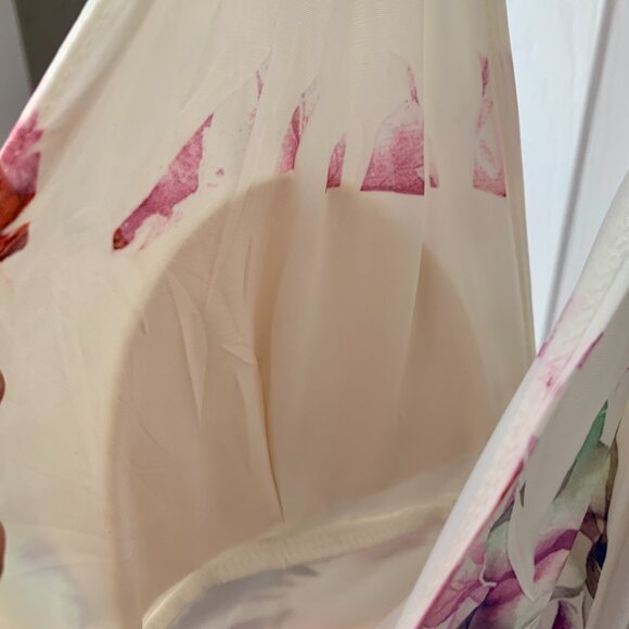 Nani Kai Hawaiian Midi Floral Dress Size Small Fits Size 16 Womens - Picture 3 of 9